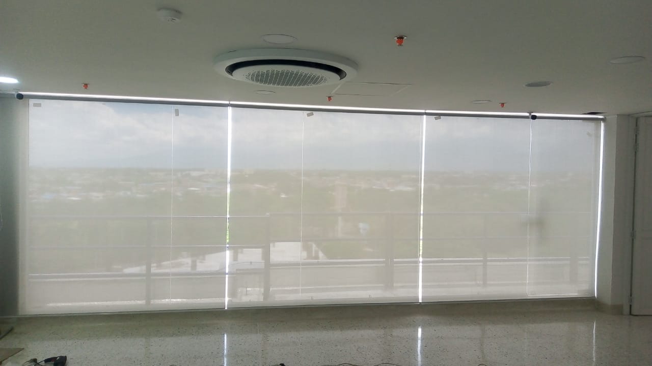 Cortina Enrollable 17